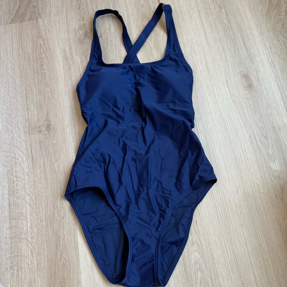 Quince Quince Italian Cross Back One-Piece Swimsuit Deep Navy NEW - Picture 2 of 2